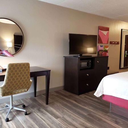 Hampton Inn Greensburg Esterno foto