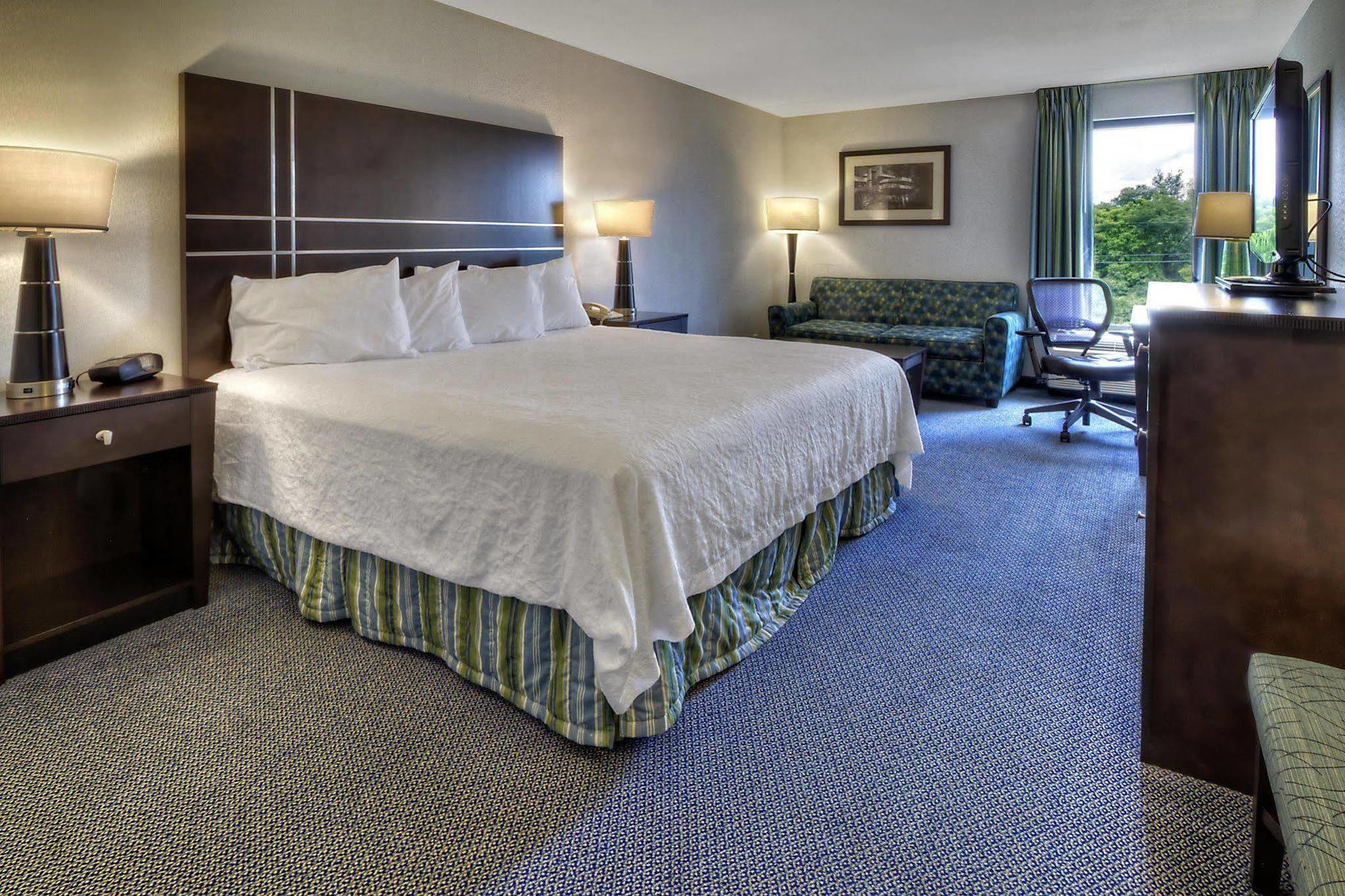 Hampton Inn Greensburg Esterno foto