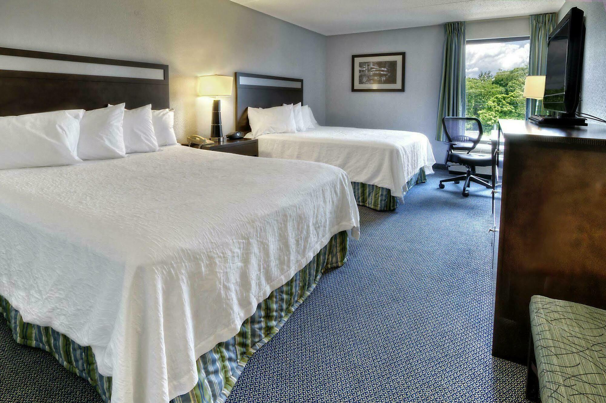 Hampton Inn Greensburg Esterno foto